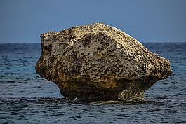 石,水,海