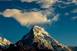 山,安納布爾納,自然