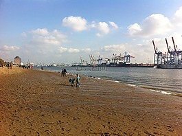 端口,漢堡,易北河海灘