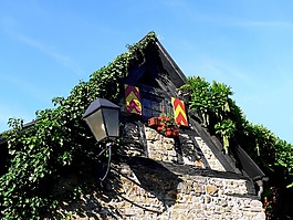 hausgiebel,燈籠,老