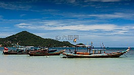 山,兩個(gè),海