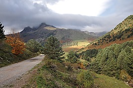山,比利牛斯,谷