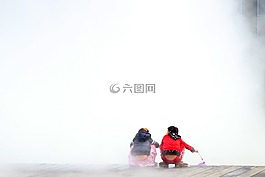 里尔,雾,孩子们
