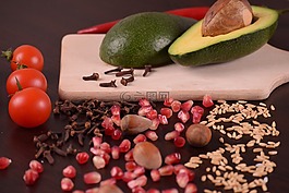 杏仁,番茄,牛油果