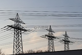 strommast,當(dāng)前,電力