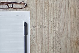 鋼筆,筆記本,眼鏡