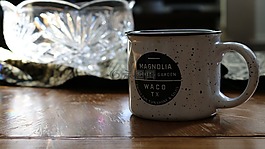 咖啡杯,咖啡桌,打破