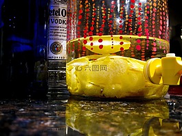 伏特加,檸檬,檸檬大提琴