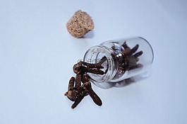 整體丁香,辣椒,烹飪