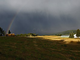 雷暴,彩虹,原野