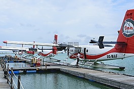 水上飛機,橫貫馬爾代夫航空公司,航空公司