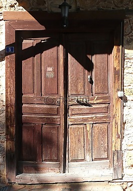 前門(mén),阿拉尼亞,土耳其