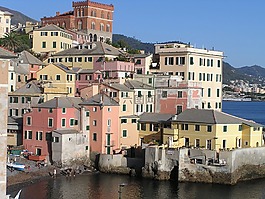 抵达boccadasse,热那亚,村