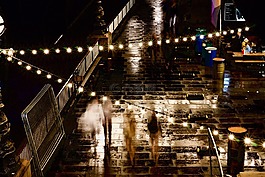 下雨天,雨夜,燈