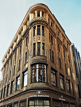 架構(gòu),歷史,建設