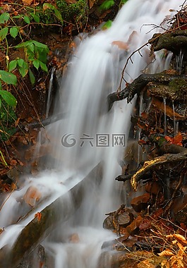 瀑布,性質(zhì),水域