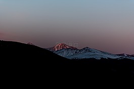 山,高原,黑暗