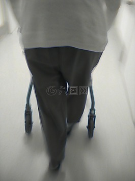rollatator,步行車,民警服務