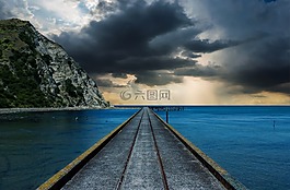 海,山,路