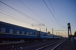 火车,晚上,路