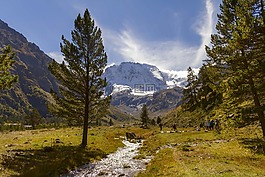 山,岩,性质