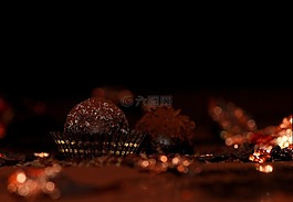 米色,巧克力,輕咬