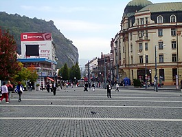 和平廣場(chǎng),城市,背景