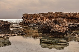 巖質(zhì)海岸,環(huán)礁湖,海