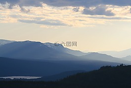 山,全景,性質(zhì)