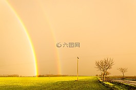 风暴,彩虹,阳光