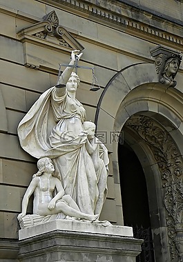 乌尔姆,司法建设,justitia