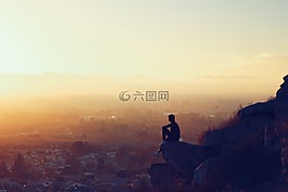 人,坐,以上