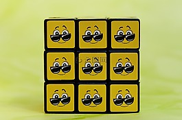 多維數(shù)據(jù)集,表情符號(hào),最酷的