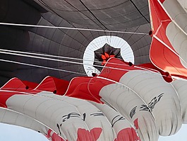 熱空氣氣球騎,登陸,折疊