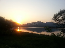 在晚上,發(fā)光,日落