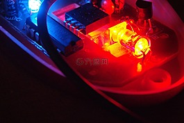 電子產(chǎn)品,藍(lán)色,紅色