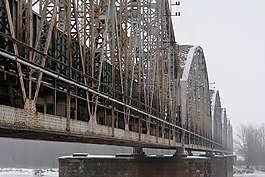 鐵路橋梁,曲目,橋