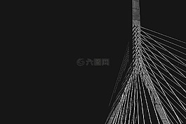 黑暗,黑色和白色,基礎設施