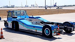 拖拉機,飛機拔河,技術