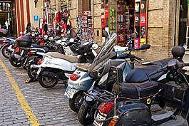 輕便摩托車,摩托車,交通