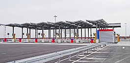 卡車的海關清關,新建筑,現代