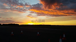日落,機(jī)場(chǎng),林肯郡