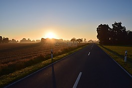 日出,在清晨,morgenstimmung