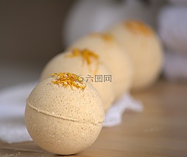 溫泉,娛樂,kúpe?ová鹽