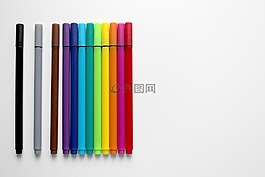 鋼筆,彩色鉛筆,豐富多彩