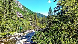 山,河,山寨