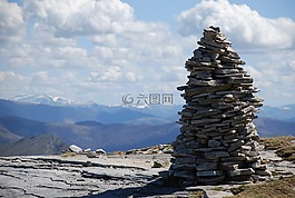 白云鄂博,法國,山