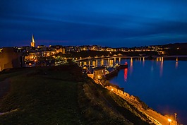 灣,到了晚上,tenby