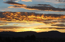 amanecer,temprano,上午