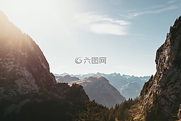 山,谷,天空
